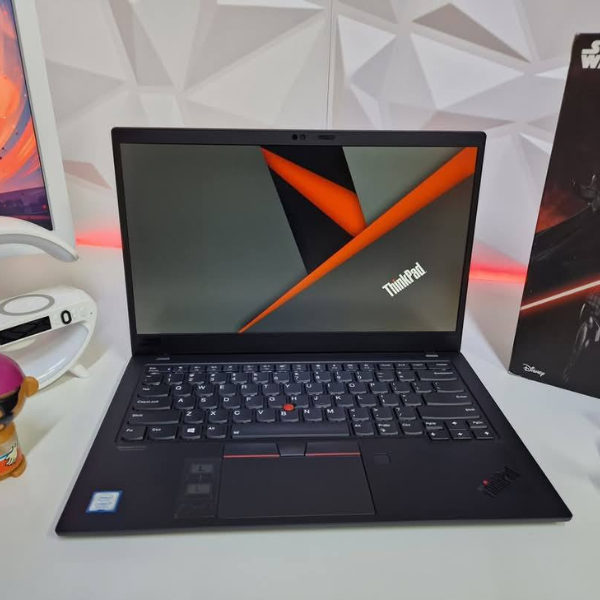Lenovo ThinkPad X1 Carbon Gen 7 Lenovo ThinkPad X1 Carbon Gen 7