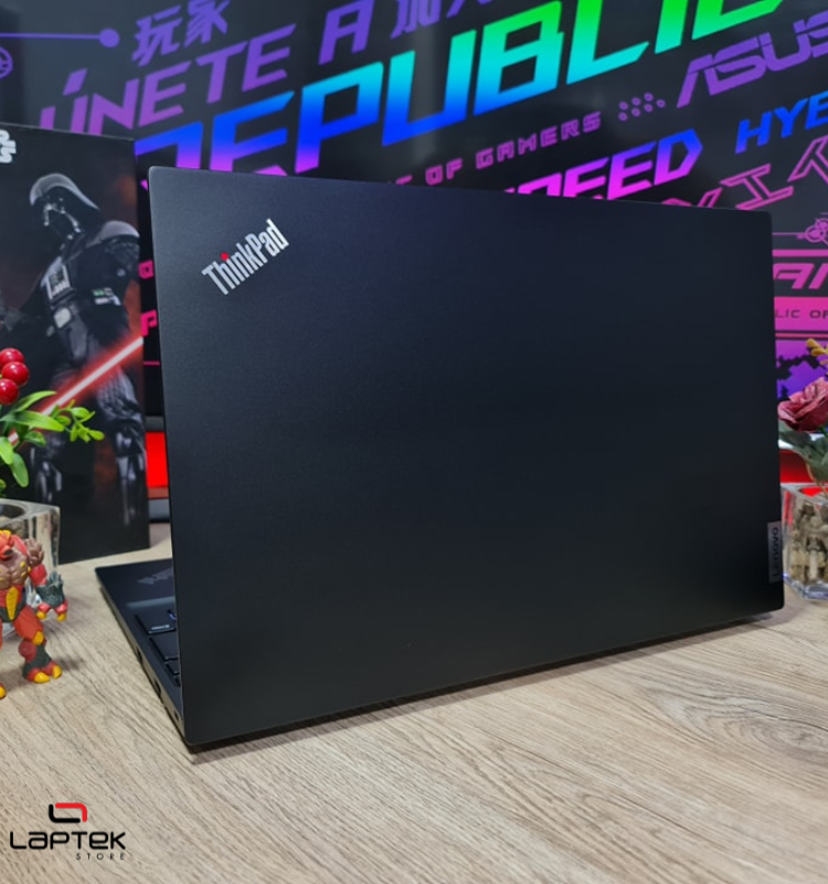 Lenovo ThinkPad E15 Gen 3 15,6_ – Ryzen 5 5500U – 16 Go RAM – 512 Go SSD NVMe – Full HD IPS – PC Portable Professionnel