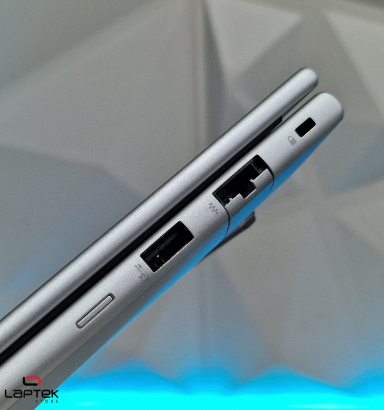 HP EliteBook 445 G11 _ 14 Pouces FHD+ _ AMD Ryzen 3 7335U _ 16 Go RAM DDR5 _ 256 Go SSD Nvme