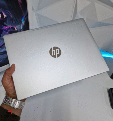 HP EliteBook 445 G11 _ 14 Pouces FHD+ _ AMD Ryzen 3 7335U _ 16 Go RAM DDR5 _ 256 Go SSD Nvme