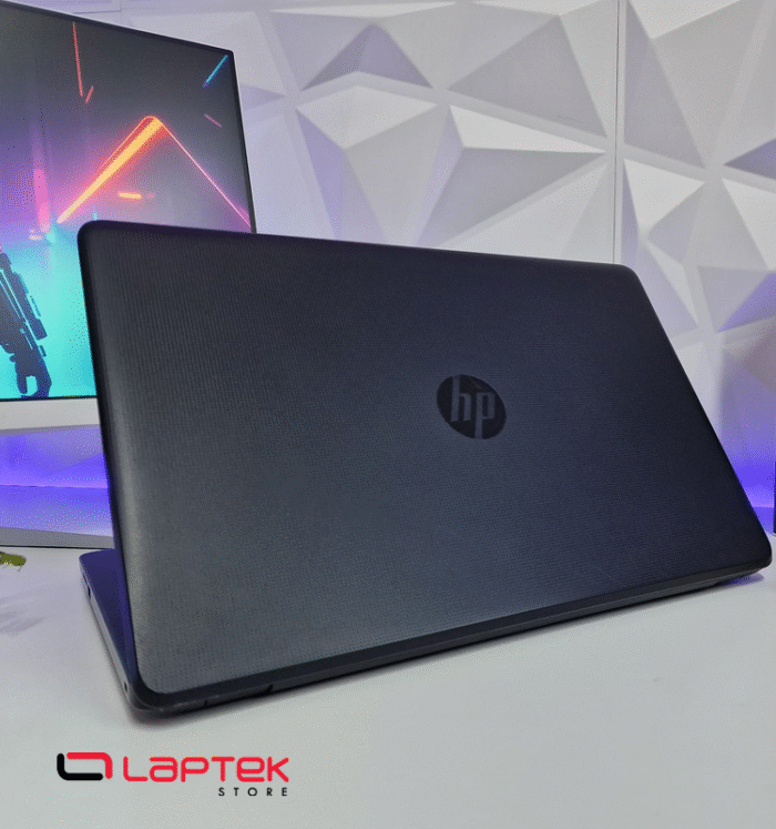 HP Laptop 15 - AMD A.4 . 9120 - 8 Go RAM DDR4 - Radeon R3 - 256 Go SSD