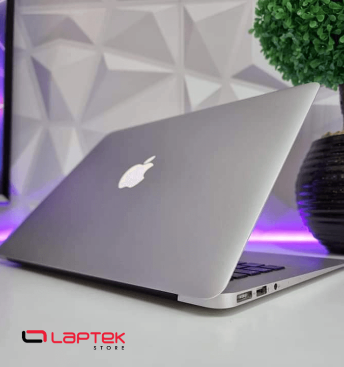 MacBook Air 2017 - Core i5 - 13 Pouces - 8 Go RAM - 128 Go SSD