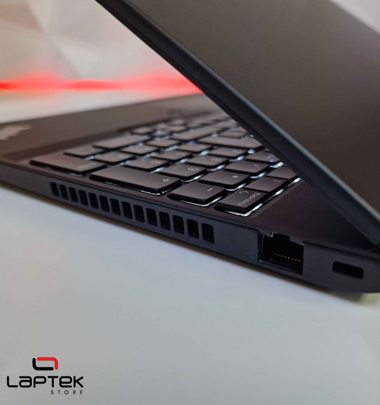 Lenovo ThinkPad T590 – 15,6" Full HD Tactile – Intel Core i5 8ème vPro – 16 Go RAM DDR4 – 256 Go SSD NVMe – Image 3