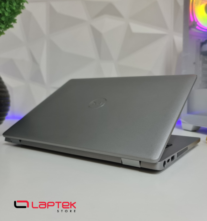 Dell Latitude 5410 - Core i7 10eme vPro - 16 Go RAM DDR4 - 256 Go SSD Nvme