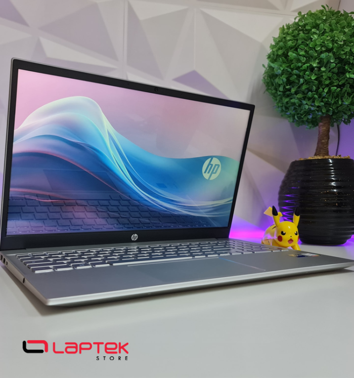 HP Pavilion 15 - Ecran Tactile - Core i7 13éme Gén - 16 Go RAM DDR4 - 512 Go SSD Nvme