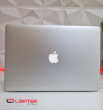 MacBook Pro Mi-2015 - Core i7 3,4 GHz - 15,4 Pouces - 256 Go SSD - 16 Go RAM - Intel Iris Pro - Cycle 1