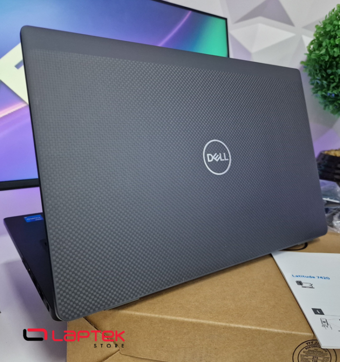 Dell Latitude 7420 - Core i5 11éme vPro - 16 Go RAM DDR4X 4267 Mhz - 512 Go SSD Nvme