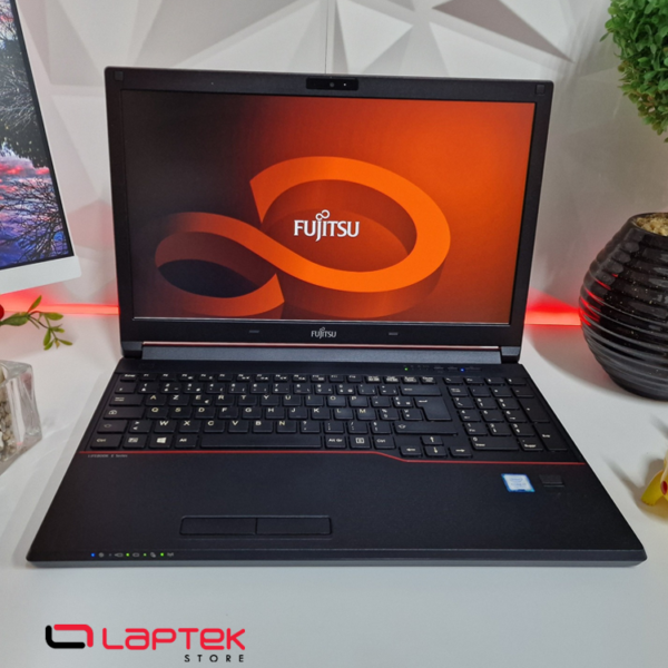 Fujitsu LIFEBOOK E557 - Core i7 7éme - 16 Go RAM DDR4 - 512 Go SSD