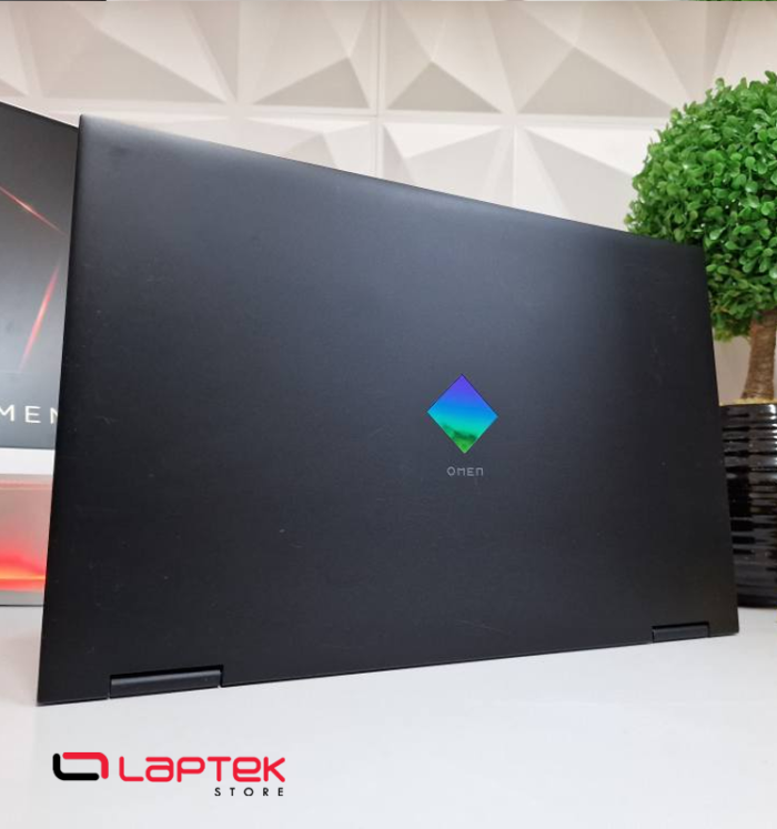 HP OMEN 16 - 16 . Pouces - Core i7 11800H - RTX - 3050 TI 4Go - 16 Go RAM DDR4 - 512 Go SSD Nvme