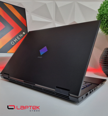 HP OMEN 16 - 16 Pouces 144 Hz - Core i7 11.800H - RTX 3070 8Go - RGB - 16 Go RAM DDR4 - 1 Tera SSD Nvme