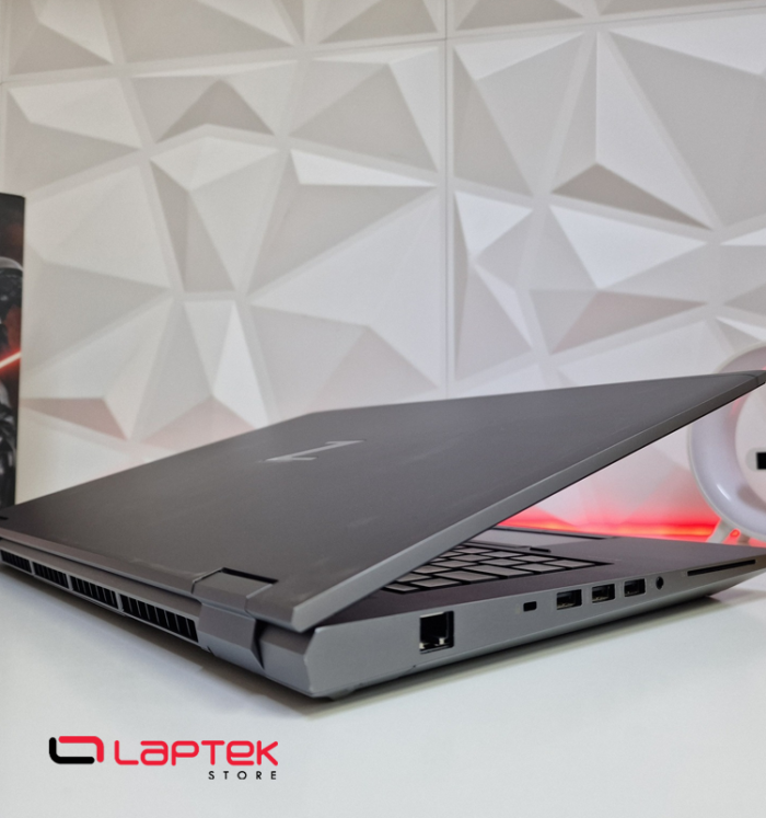 HP Zbook Fury 17 G7 - Workstation 17,3 Pouces - 32 Go RAM - Core i7 10850H - NVIDIA Quadro RTX 3000 6Go - 512 Go SSD Nvme + 1To HDD