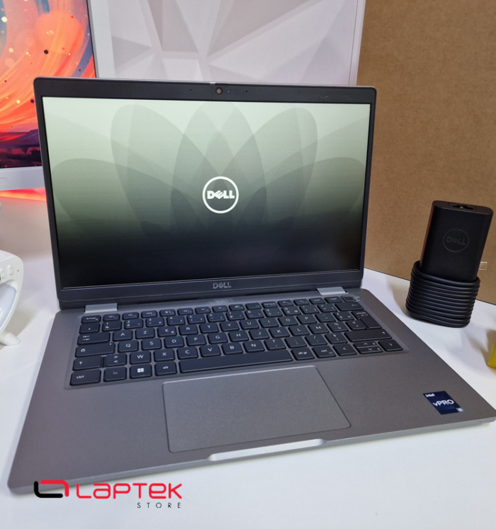 Dell Latitude 5330 - Core I5 12éme Gén vPro - 16 Go RAM DDR4 3200 Mhz - 512 Go SSD Nvme