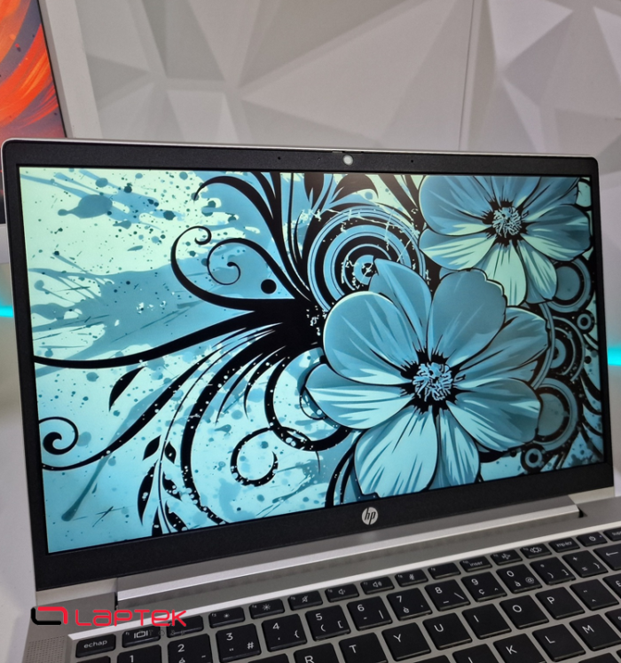 HP ProBook 430 G8 - Core i5 11éme Gén vPro - 256 Go SSD Nvme - 16 Go RAM DDR4