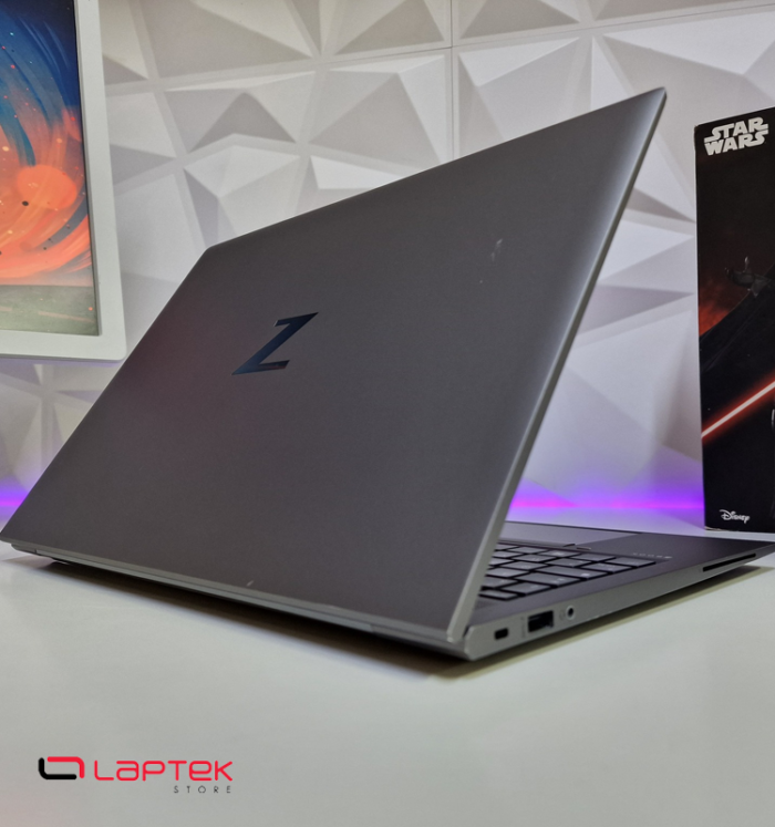 HP Workstation Zbook Firefly 15 G7 - Core i7 vPro - 16 Go RAM DDR4 - NVIDIA Quadro P520 4Go GDDR5 -. 512 SSD Nvme