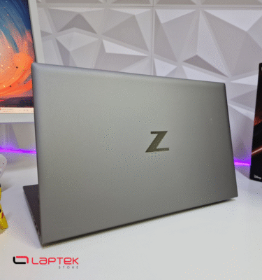 HP Workstation Zbook Firefly 15 G7 - Core i7 vPro - 16 Go RAM DDR4 - NVIDIA Quadro P520 4Go GDDR5 -. 512 SSD Nvme