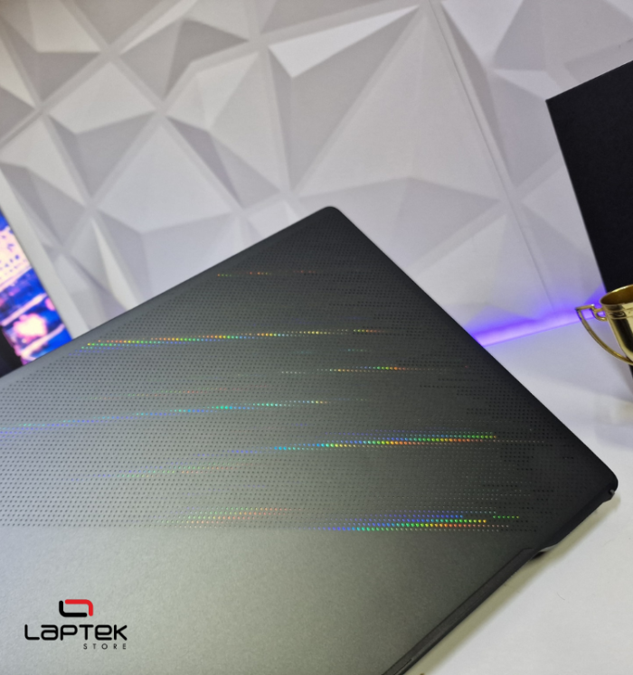 ASUS ROG 𝙕𝙀𝙋𝙃𝙔𝙍𝙐𝙎 G16 - 16 Pouces QHD+ 240 Hz - i9-13900H - 32 Go RAM - RTX 4070 8Go - 1 Tera SSD Nvme - 𝗣𝗖 𝗨𝗟𝗧𝗥𝗔 𝗣𝗥𝗘𝗠𝗜𝗨𝗠 (5)