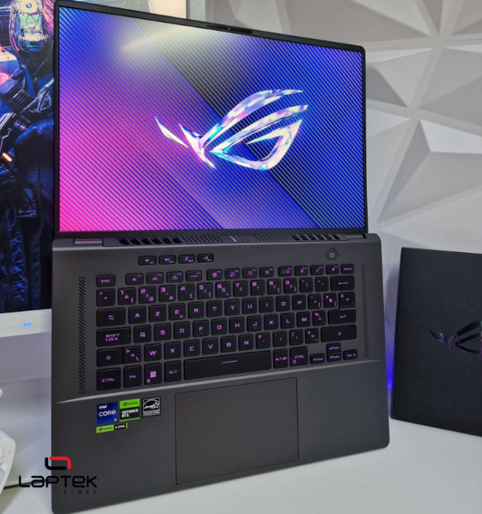 ASUS ROG 𝙕𝙀𝙋𝙃𝙔𝙍𝙐𝙎 G16 - 16 Pouces QHD+ 240 Hz - i9-13900H - 32 Go RAM - RTX 4070 8Go - 1 Tera SSD Nvme - 𝗣𝗖 𝗨𝗟𝗧𝗥𝗔 𝗣𝗥𝗘𝗠𝗜𝗨𝗠 (5)