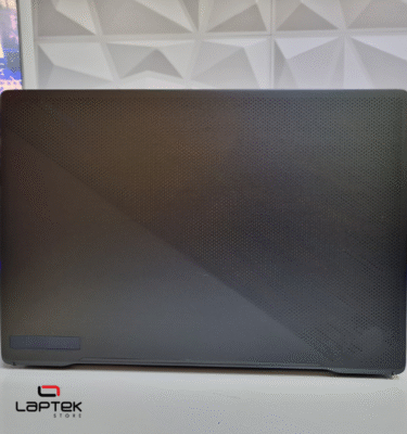 ASUS ROG 𝙕𝙀𝙋𝙃𝙔𝙍𝙐𝙎 G16 - 16 Pouces QHD+ 240 Hz - i9-13900H - 32 Go RAM - RTX 4070 8Go - 1 Tera SSD Nvme - 𝗣𝗖 𝗨𝗟𝗧𝗥𝗔 𝗣𝗥𝗘𝗠𝗜𝗨𝗠 (5)