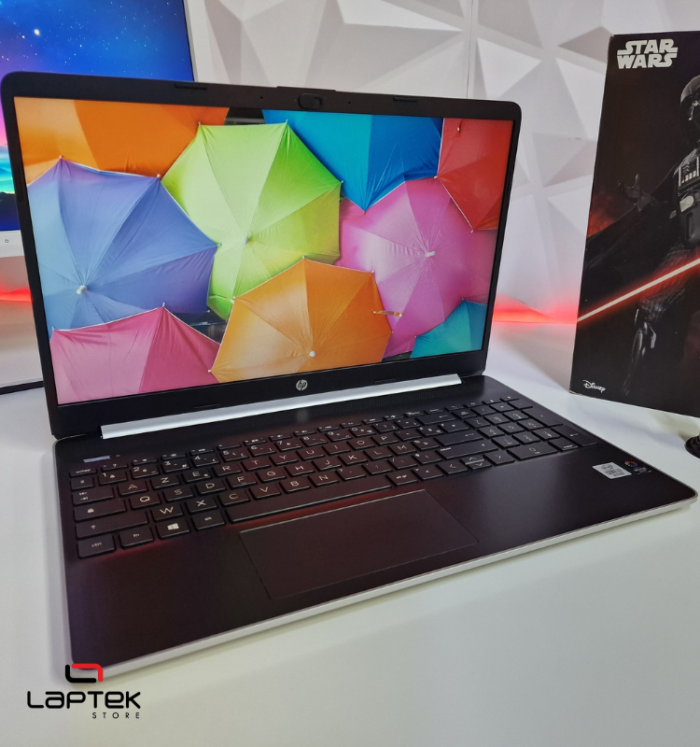 HP Laptop 15 _ Core i7 10éme Gén _ 16 Go RAM DDR4 _ 512 Go SSD Nvme