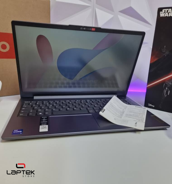 Lenovo IdeaPad Slim 3i _ i5-13420H 13eme _ 8 Go DDR5 _ 512 Go SSD Nvme