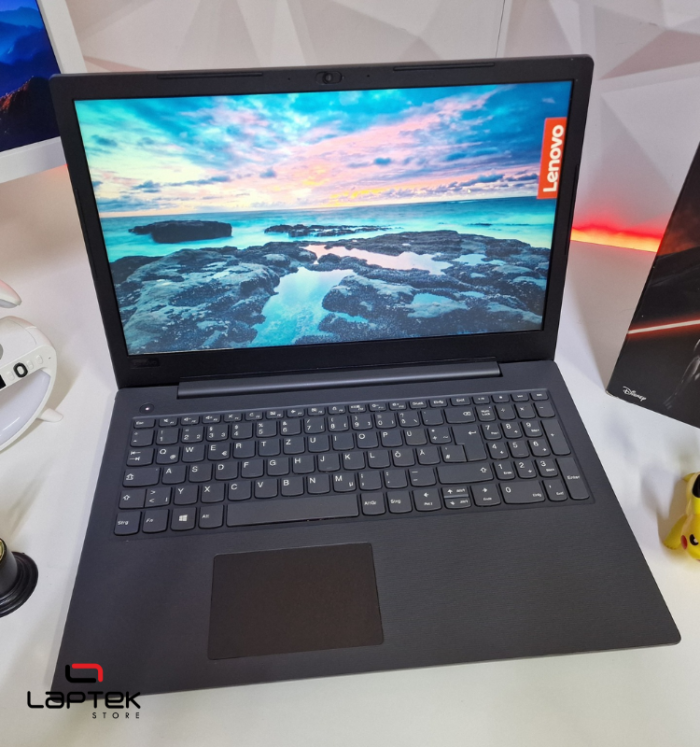 Lenovo V130 | Pentium Silver N5000 | 8 Go RAM DDR4 - 256 Go SSD | Intel UHD Graphics 605
