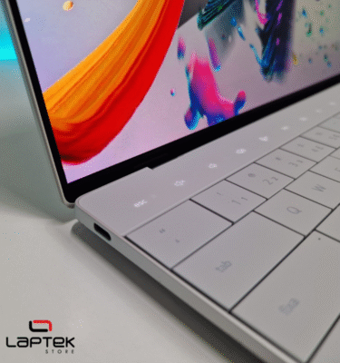 Dell XPS 13 9340 – OLED Tactile 3K+ – Intel Core Ultra 7 – 32 Go RAM DDR5 – 1 To SSD NVMe – 3990 DT