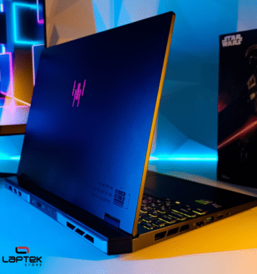 Acer Predator PHN16 - 72 Bleu - 16" Full HD 2.5K LED IPS 240Hz - Intel Core i9-14900HX - RTX 4070 8 Go GDDR6 - 32 Go RAM DDR5 4800 MHz - 1 To SSD NVMe